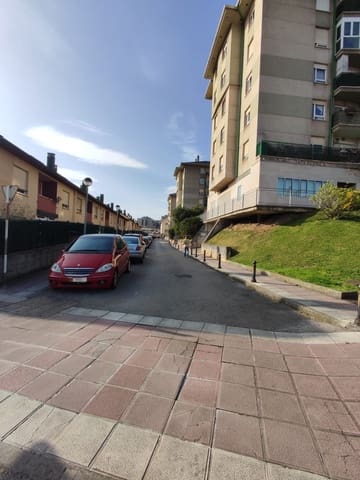 Kommersiell til salgs i Santander - € 160 000 (Ref: 9783145)