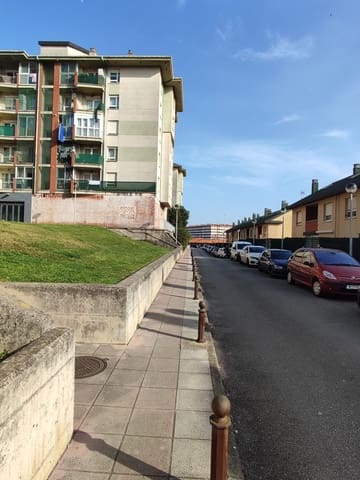Kommersiell til salgs i Santander - € 160 000 (Ref: 9783145)