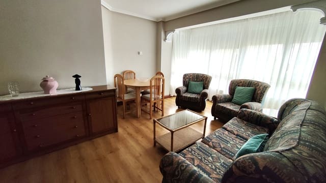 2 sypialnia Mieszkanie do wynajęcia w Santander - 850 € (Ref: 9783146)