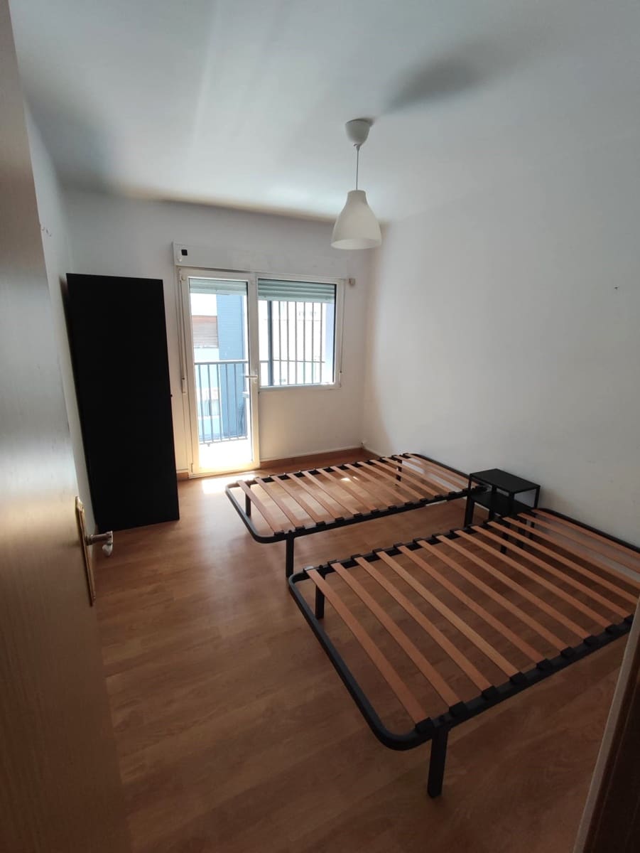 3 soveværelse Lejlighed til salg i Santander - € 210.000 (Ref: 9783147)