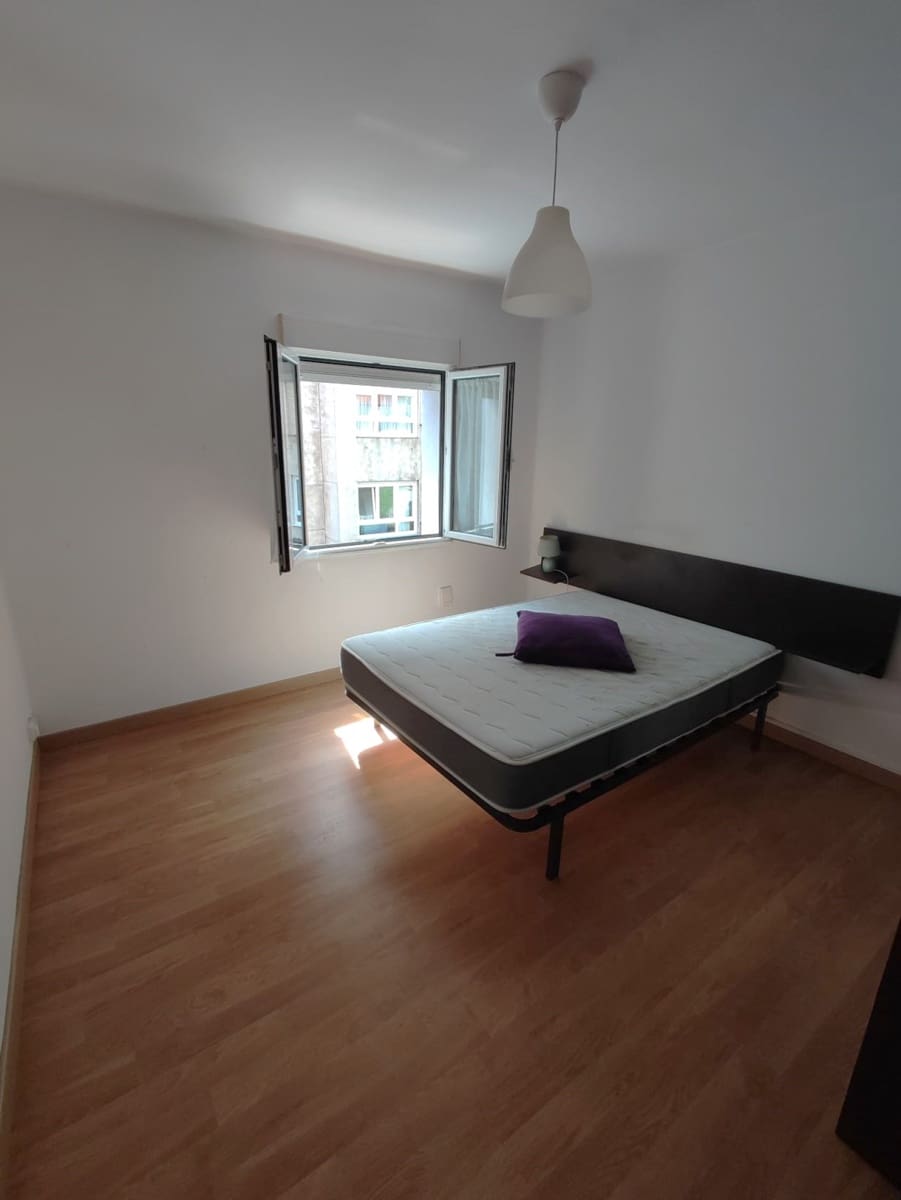 3 soveværelse Lejlighed til salg i Santander - € 210.000 (Ref: 9783147)