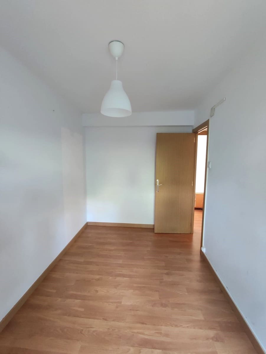 3 soveværelse Lejlighed til salg i Santander - € 210.000 (Ref: 9783147)