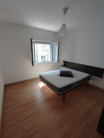 3 soveværelse Lejlighed til salg i Santander - € 210.000 (Ref: 9783147)