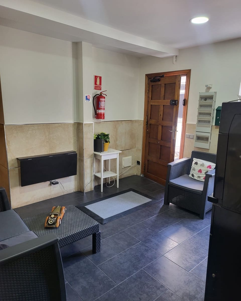 8 soverom Bedrift til salgs i Santander - € 975 000 (Ref: 9798975)