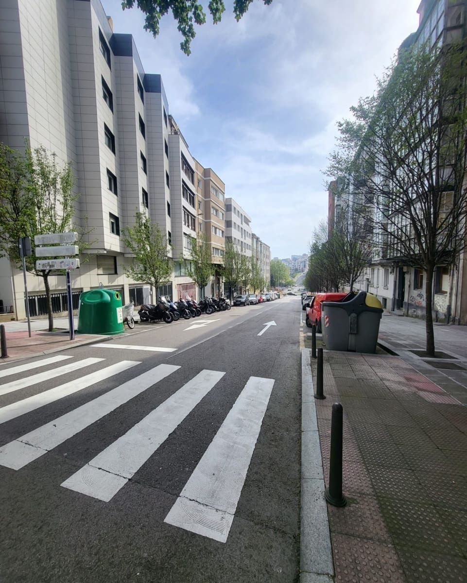 8 soverom Bedrift til salgs i Santander - € 975 000 (Ref: 9798975)