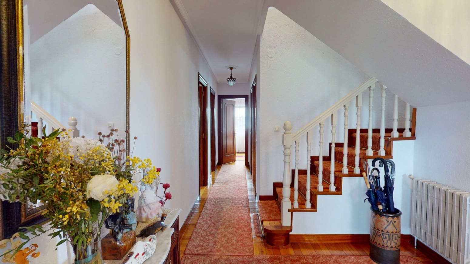 7 bedroom Villa for sale in Santander with garage - € 1,250,000 (Ref: 9811340)