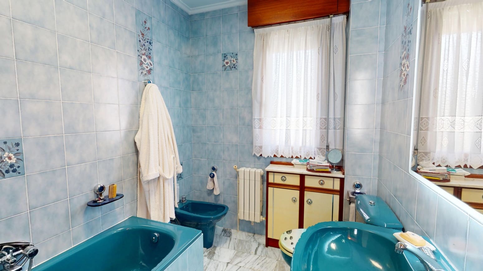 7 bedroom Villa for sale in Santander with garage - € 1,250,000 (Ref: 9811340)