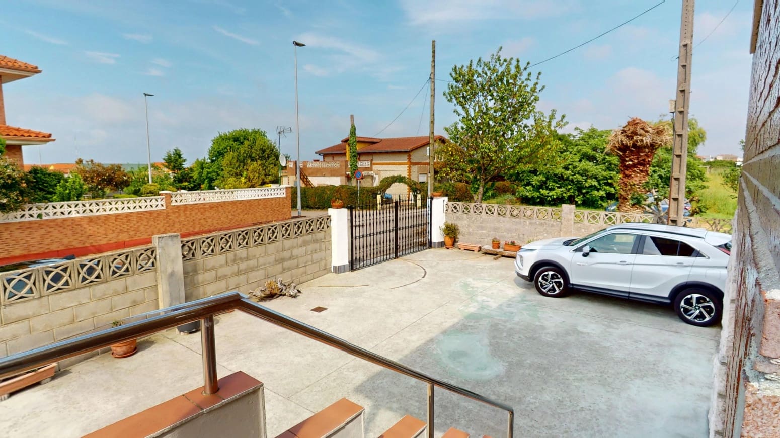 7 bedroom Villa for sale in Santander with garage - € 1,250,000 (Ref: 9811340)