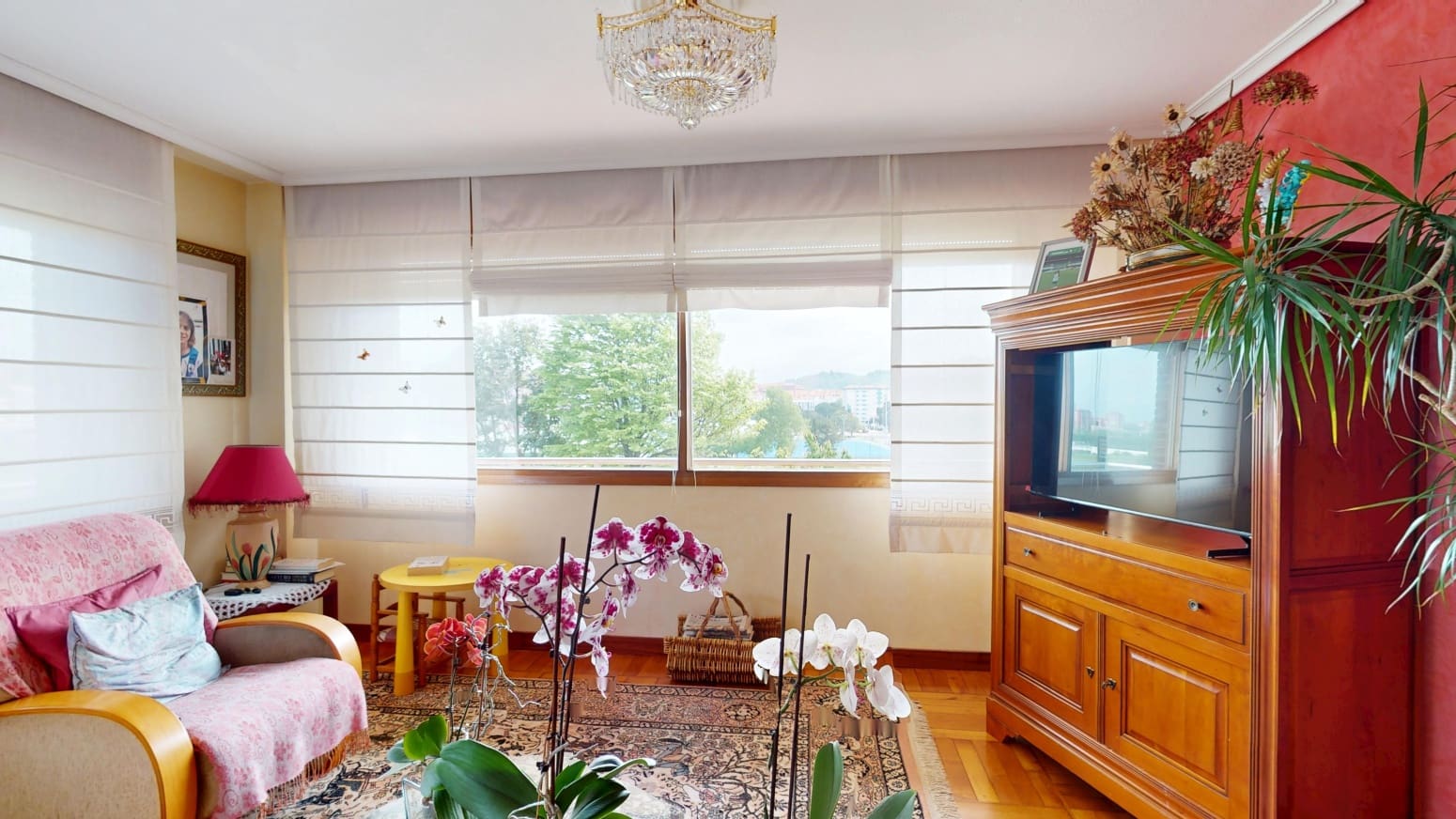 7 bedroom Villa for sale in Santander with garage - € 1,250,000 (Ref: 9811340)