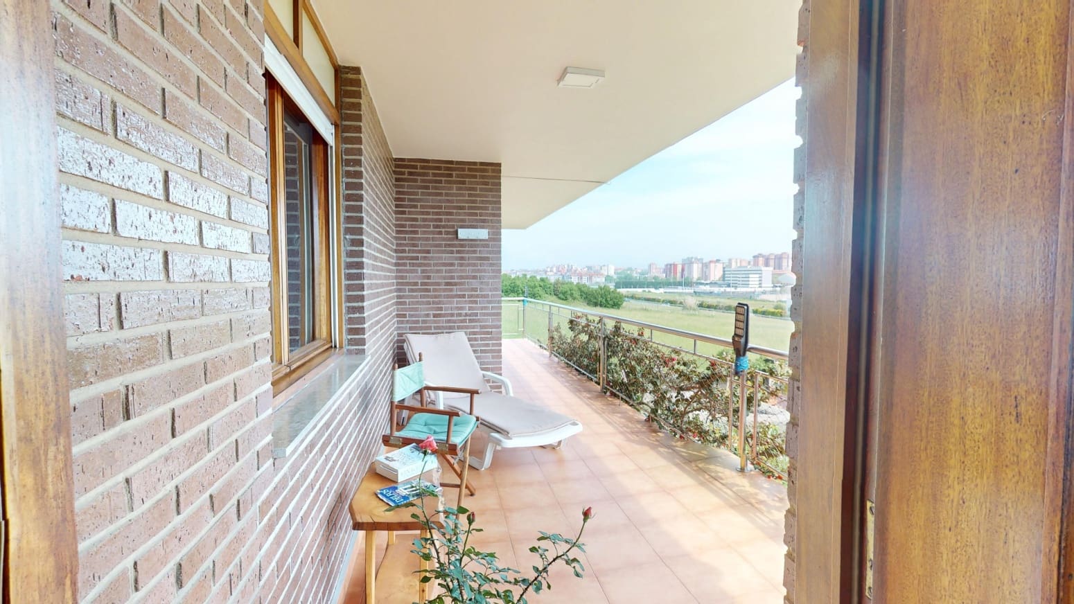 7 bedroom Villa for sale in Santander with garage - € 1,250,000 (Ref: 9811340)