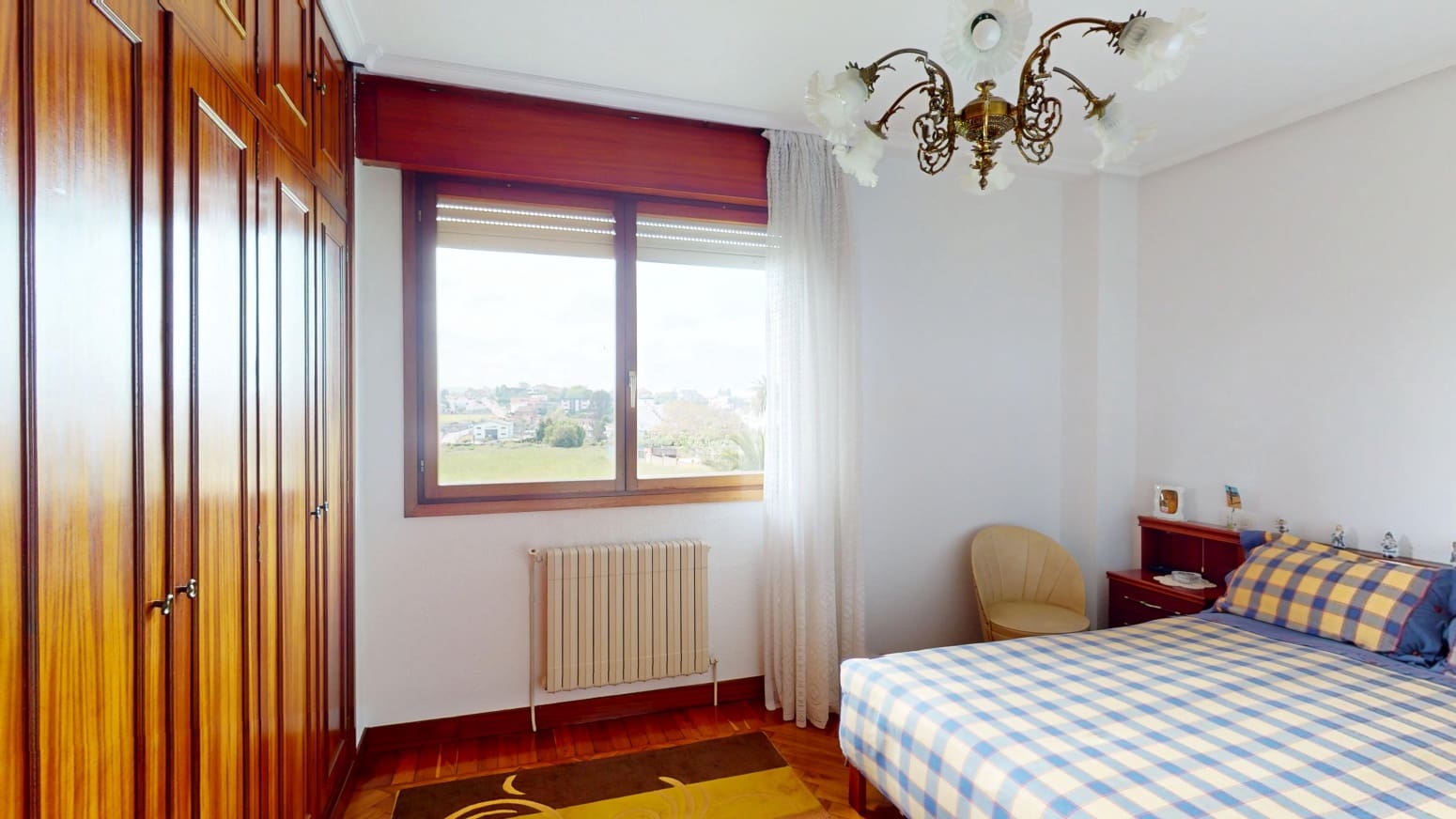 7 bedroom Villa for sale in Santander with garage - € 1,250,000 (Ref: 9811340)