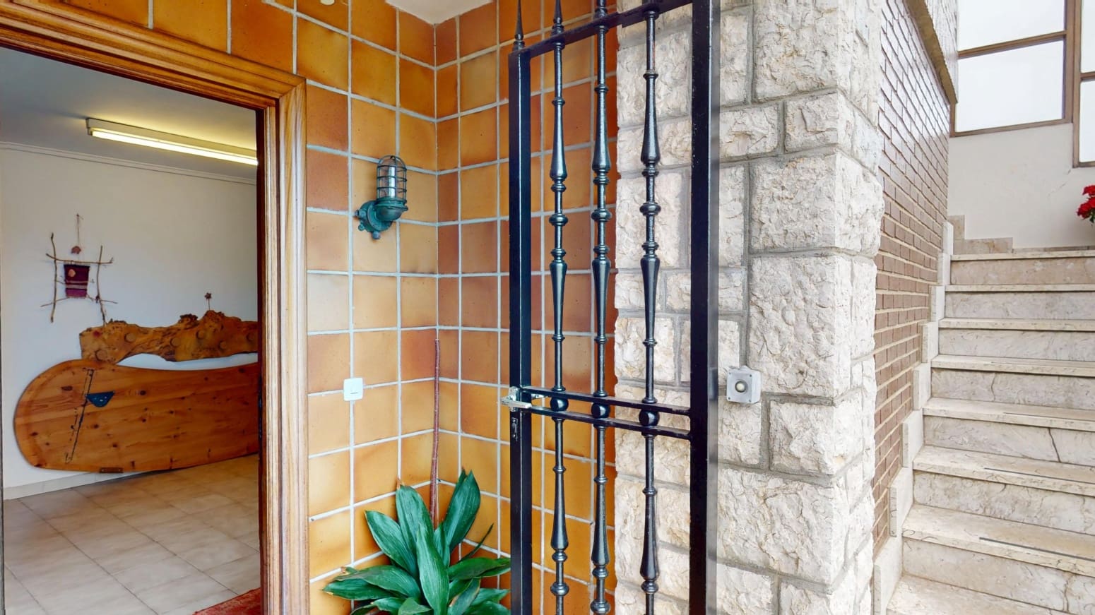 7 bedroom Villa for sale in Santander with garage - € 1,250,000 (Ref: 9811340)