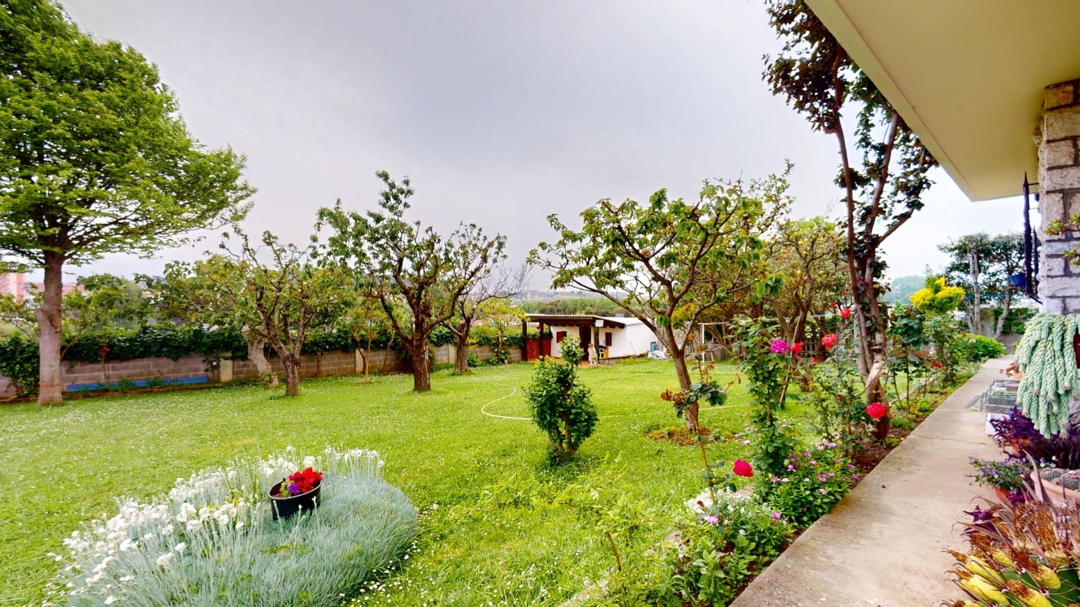 7 bedroom Villa for sale in Santander with garage - € 1,250,000 (Ref: 9811340)