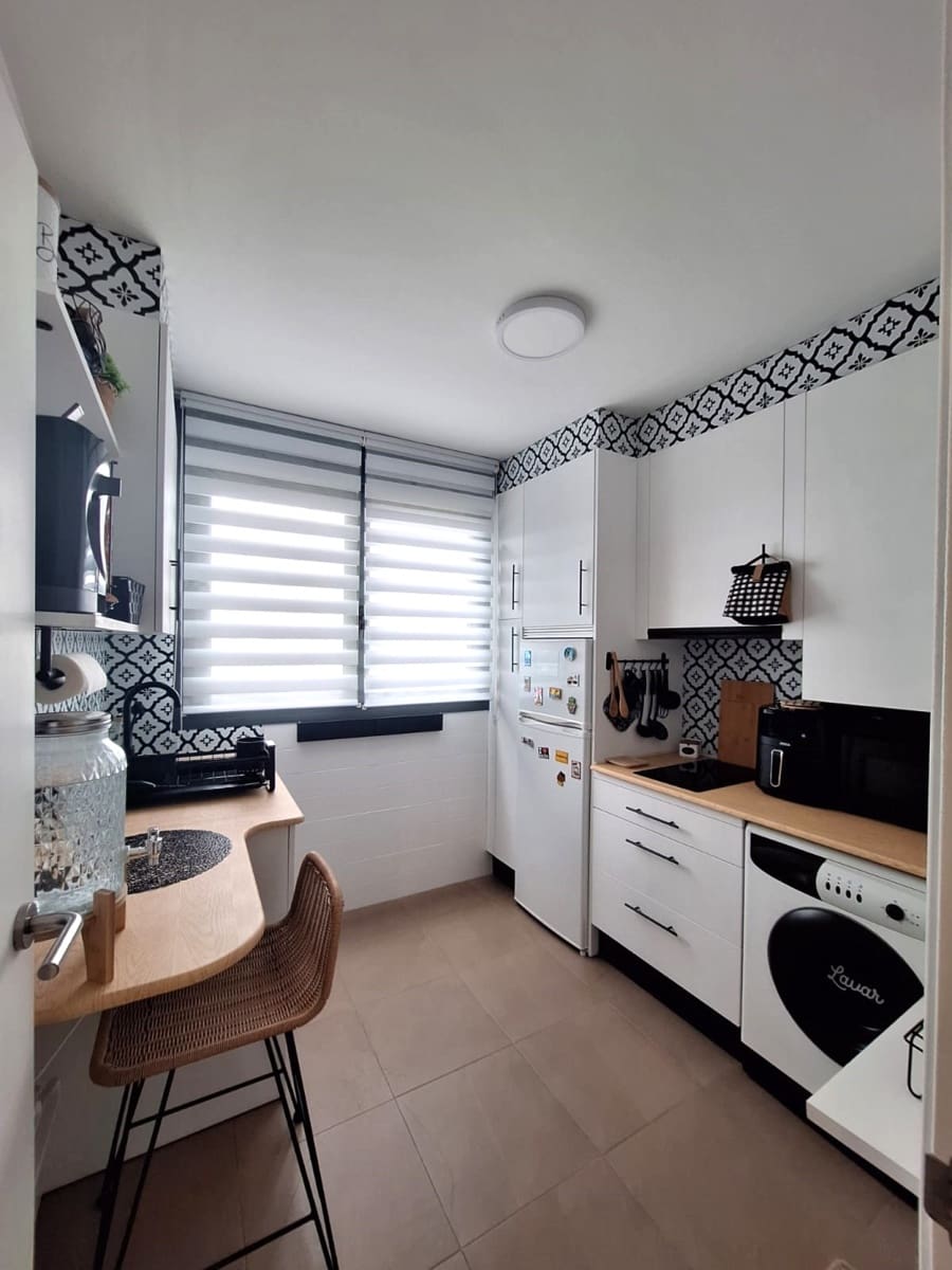 2 Zimmer Wohnung zu verkaufen in Santander mit Garage - 240.000 € (Ref: 9817803)