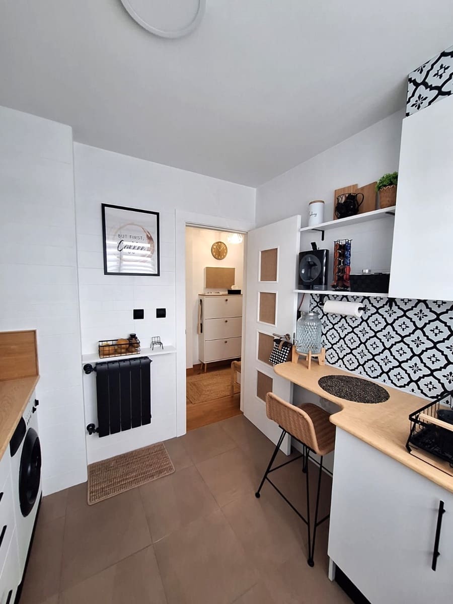2 Zimmer Wohnung zu verkaufen in Santander mit Garage - 240.000 € (Ref: 9817803)