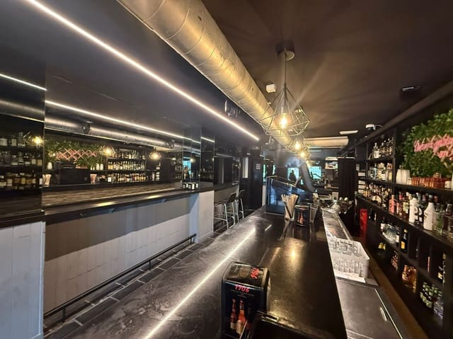Virksomhed til salg i Santander - € 218.000 (Ref: 9817804)