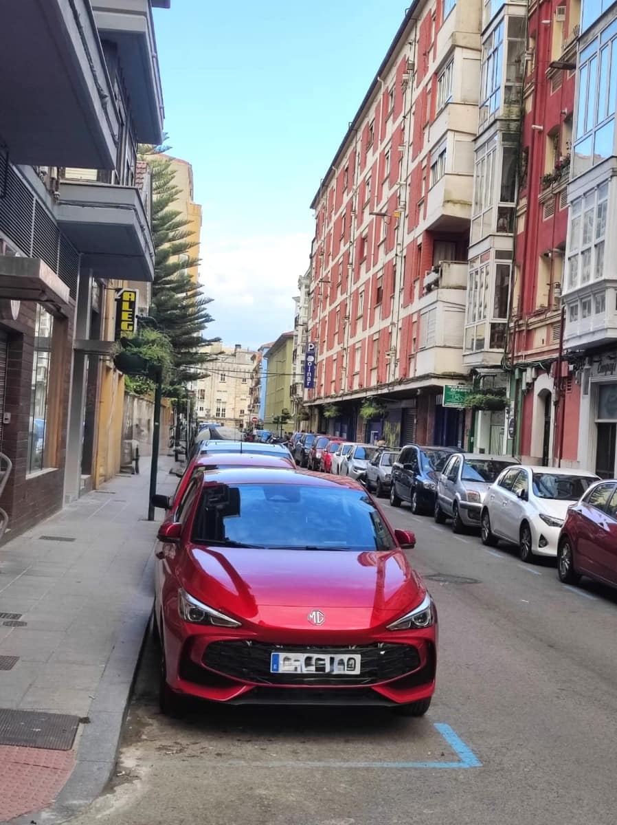 Commercial for sale in Santander - € 45,000 (Ref: 9826368)
