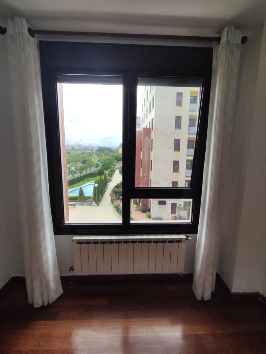 2 quarto Apartamento para venda em Santander com piscina garagem - 375 000 € (Ref: 9836022)