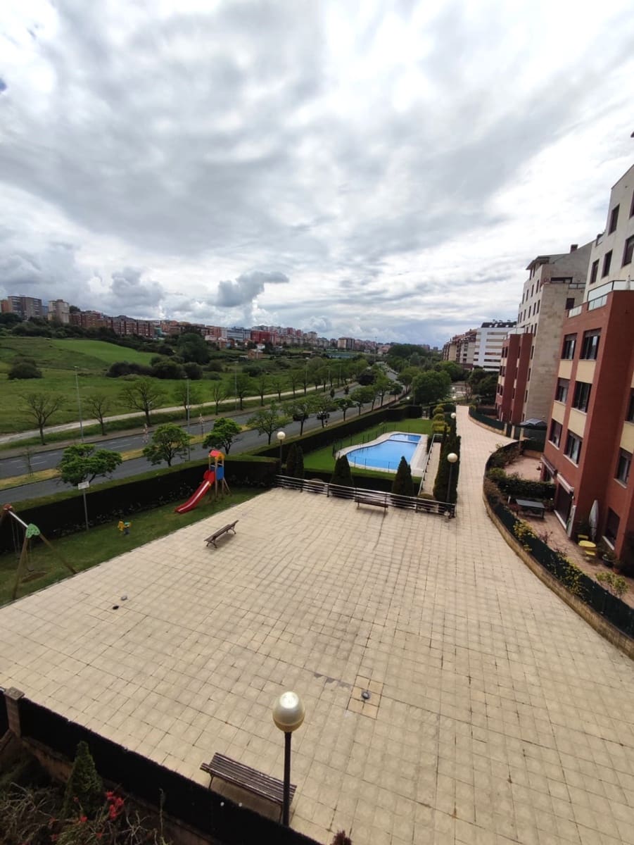 2 quarto Apartamento para venda em Santander com piscina garagem - 375 000 € (Ref: 9836022)