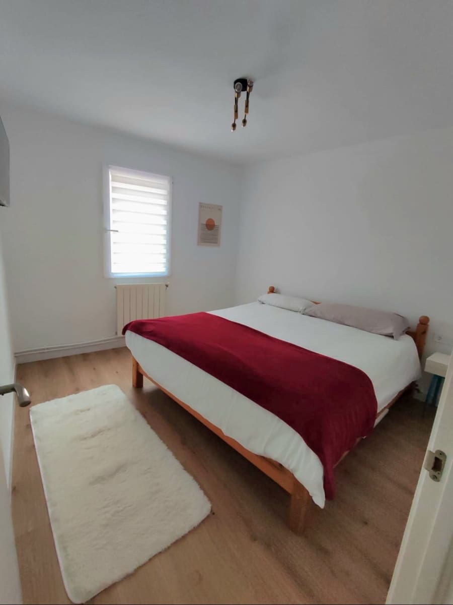 3 bedroom Flat for sale in Santander - € 275,000 (Ref: 9855114)