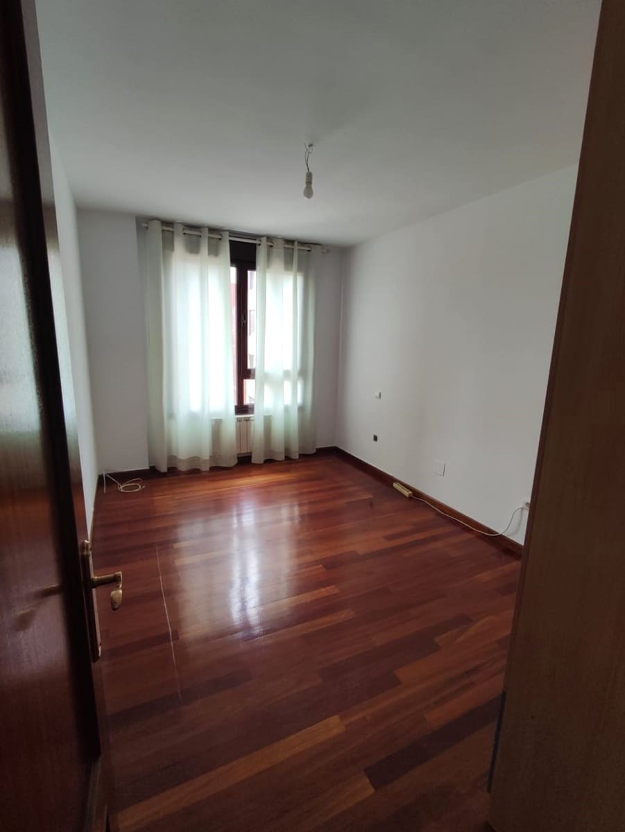 2 soveværelse Lejlighed til salg i Santander med swimmingpool garage - € 375.000 (Ref: 9855115)