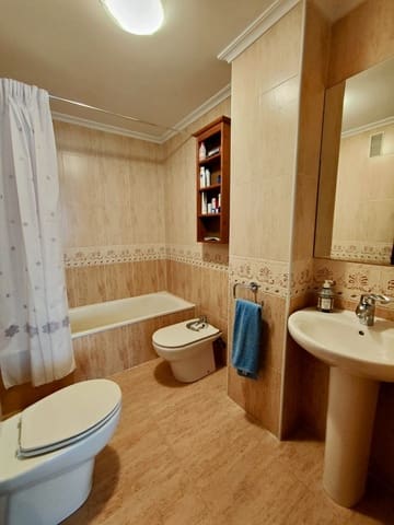 3 slaapkamer Flat te koop in Santander met garage - € 425.000 (Ref: 9871640)