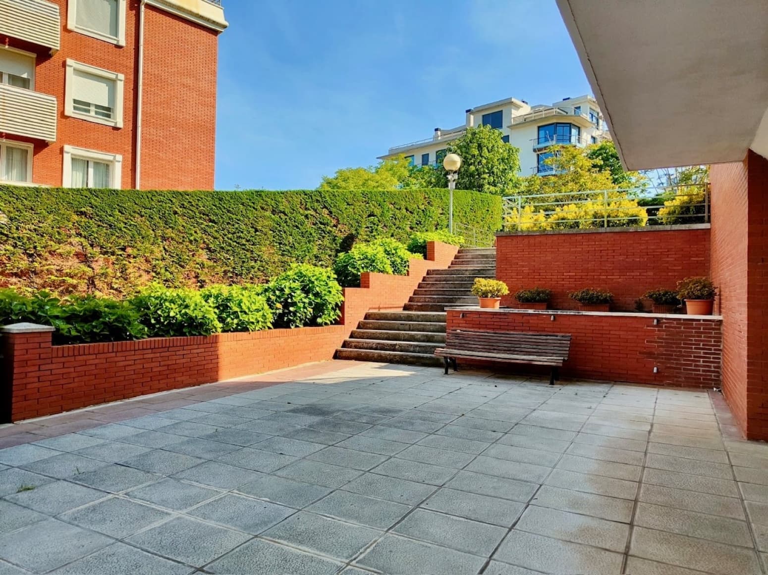 3 bedroom Flat for sale in Santander with garage - € 425,000 (Ref: 9871640)