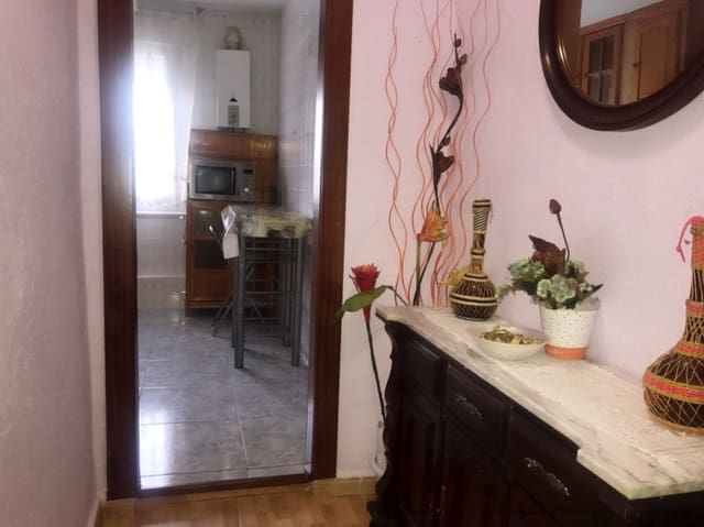 1 slaapkamer Flat te huur in Santander - € 600 (Ref: 9903944)