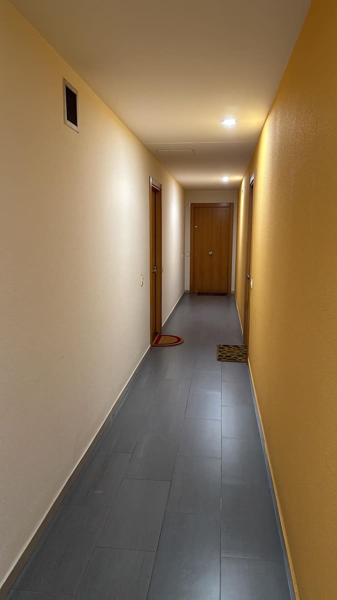 2 slaapkamer Flat te huur in Muriedas met garage - € 800 (Ref: 9921852)