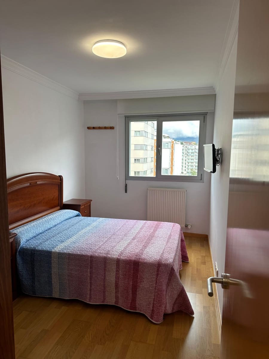 2 slaapkamer Flat te huur in Muriedas met garage - € 800 (Ref: 9921852)