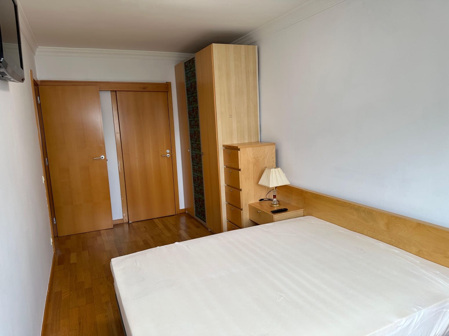 2 slaapkamer Flat te huur in Muriedas met garage - € 800 (Ref: 9921852)