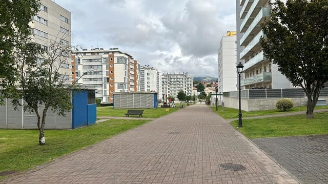 2 slaapkamer Flat te huur in Muriedas, Camargo met garage - € 800 (Ref: 9921852)