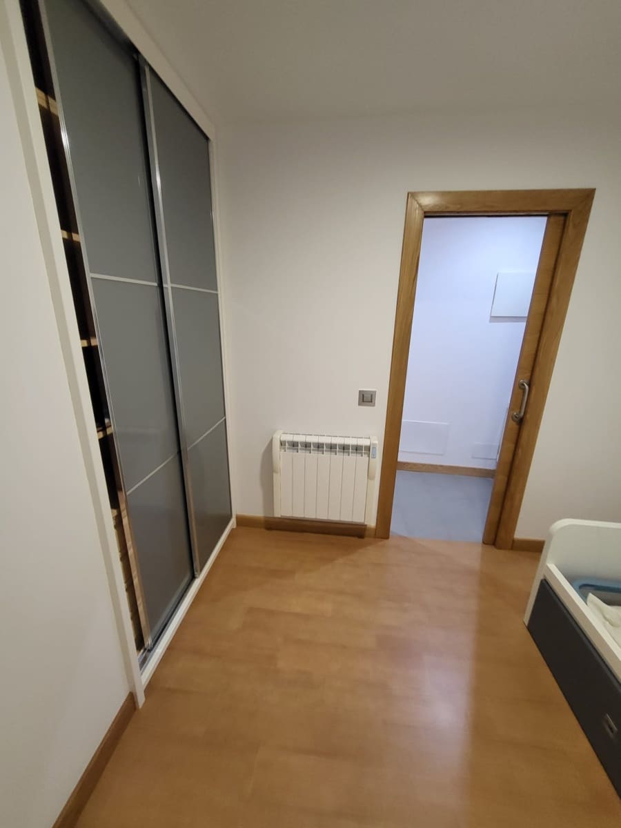 2 bedroom Flat for sale in Santander - € 325,000 (Ref: 9926924)