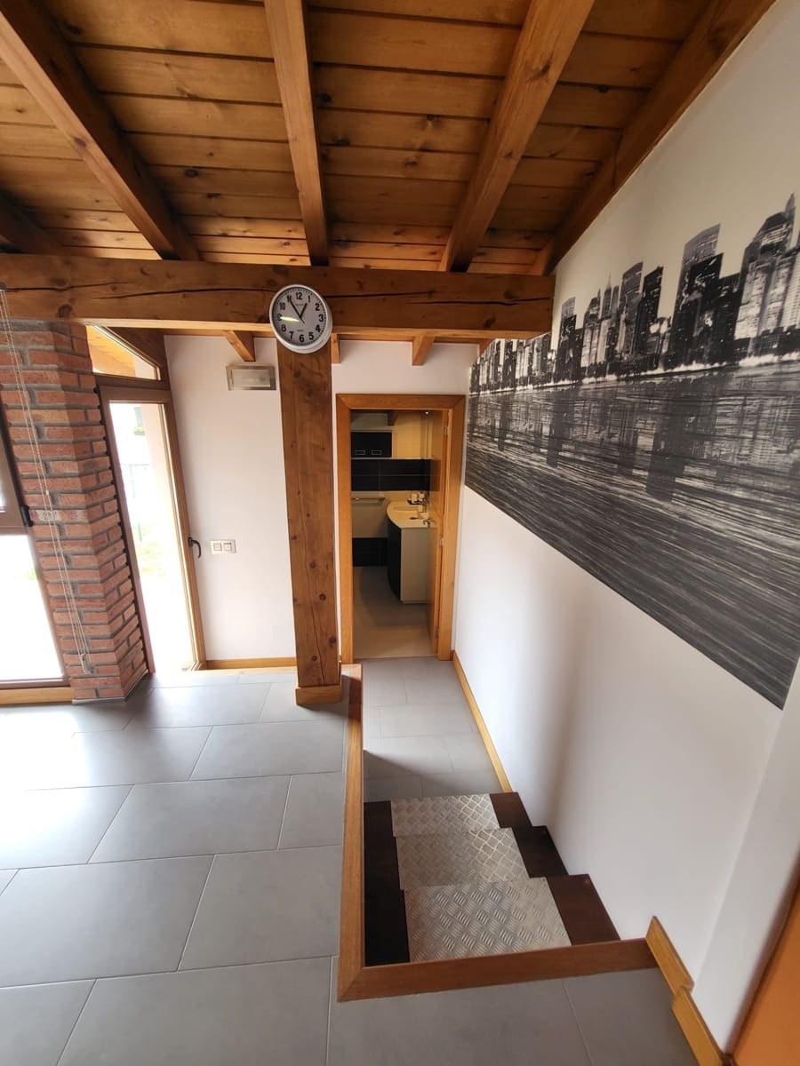 2 bedroom Flat for sale in Santander - € 325,000 (Ref: 9926924)