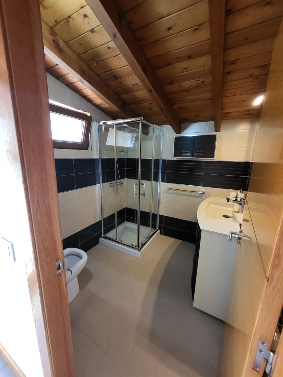 2 bedroom Flat for sale in Santander - € 325,000 (Ref: 9926924)