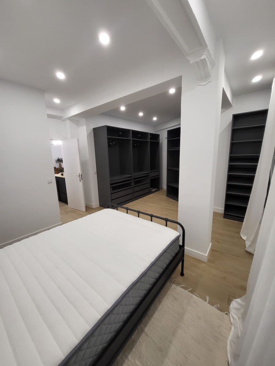 1 bedroom Flat for rent in Santander - € 1,300 (Ref: 9939511)