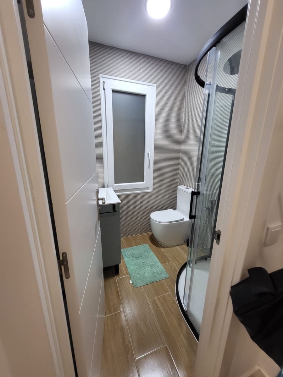 1 bedroom Flat for rent in Santander - € 1,300 (Ref: 9939511)