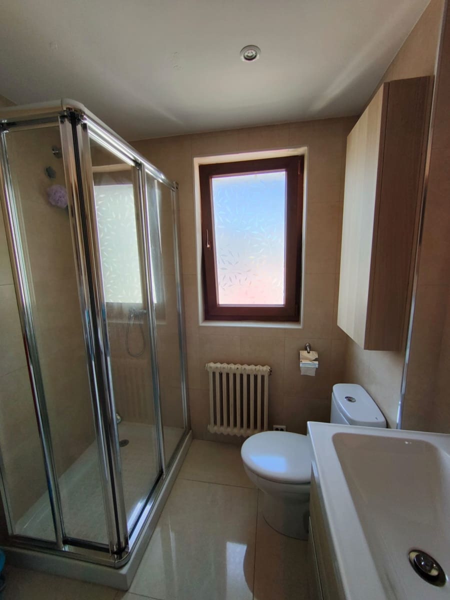 Appartement de 2 chambres à louer à Santander avec garage - 800 € (Ref: 9941824)
