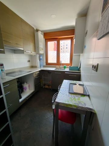 Piso de 2 habitaciones en Santander en alquiler con garaje - 800 € (Ref: 9941824)