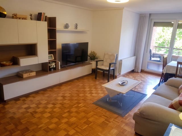 Appartement de 3 chambres à louer à Santander - 450 € (Ref: 9957573)
