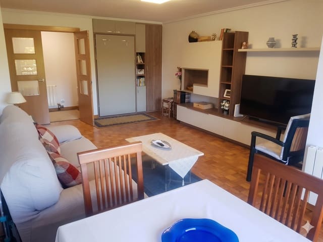 Appartement de 3 chambres à louer à Santander - 450 € (Ref: 9957573)