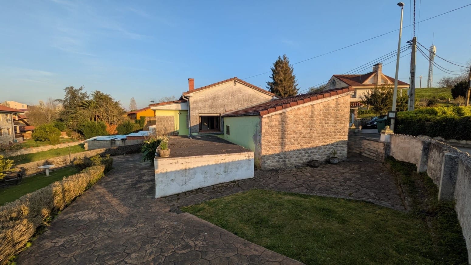 3 bedroom Villa for sale in Reocin with garage - € 299,000 (Ref: 9964819)