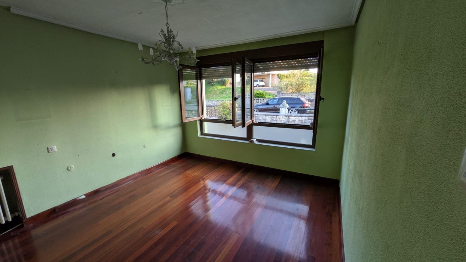 3 bedroom Villa for sale in Reocin with garage - € 299,000 (Ref: 9964819)
