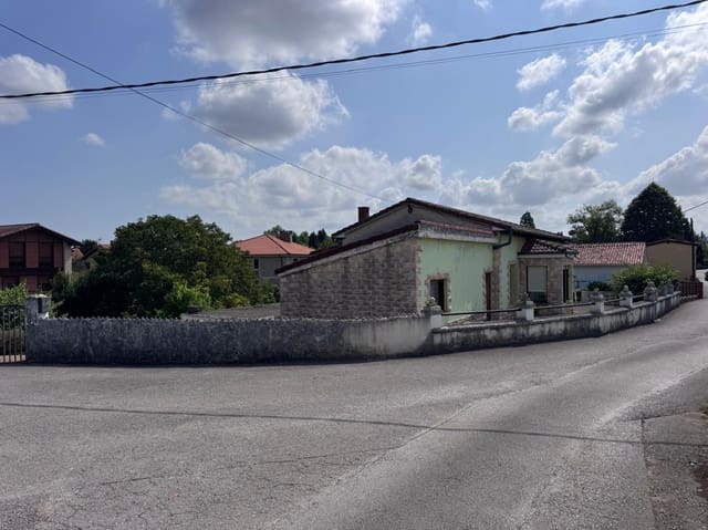 3 slaapkamer Villa te koop in Reocín met garage - € 299.000 (Ref: 9964819)