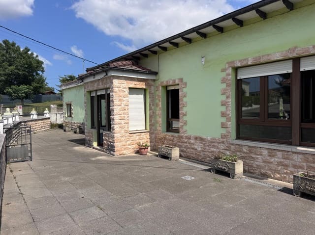 3 slaapkamer Villa te koop in Reocín met garage - € 299.000 (Ref: 9964819)