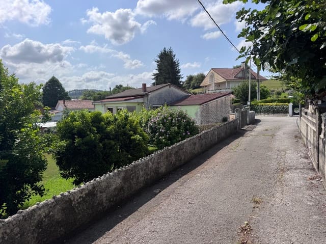 3 slaapkamer Villa te koop in Reocín met garage - € 299.000 (Ref: 9964819)