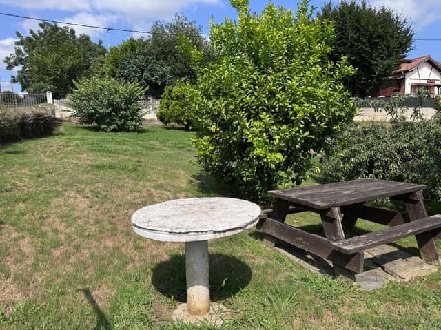 3 slaapkamer Villa te koop in Reocín met garage - € 299.000 (Ref: 9964819)