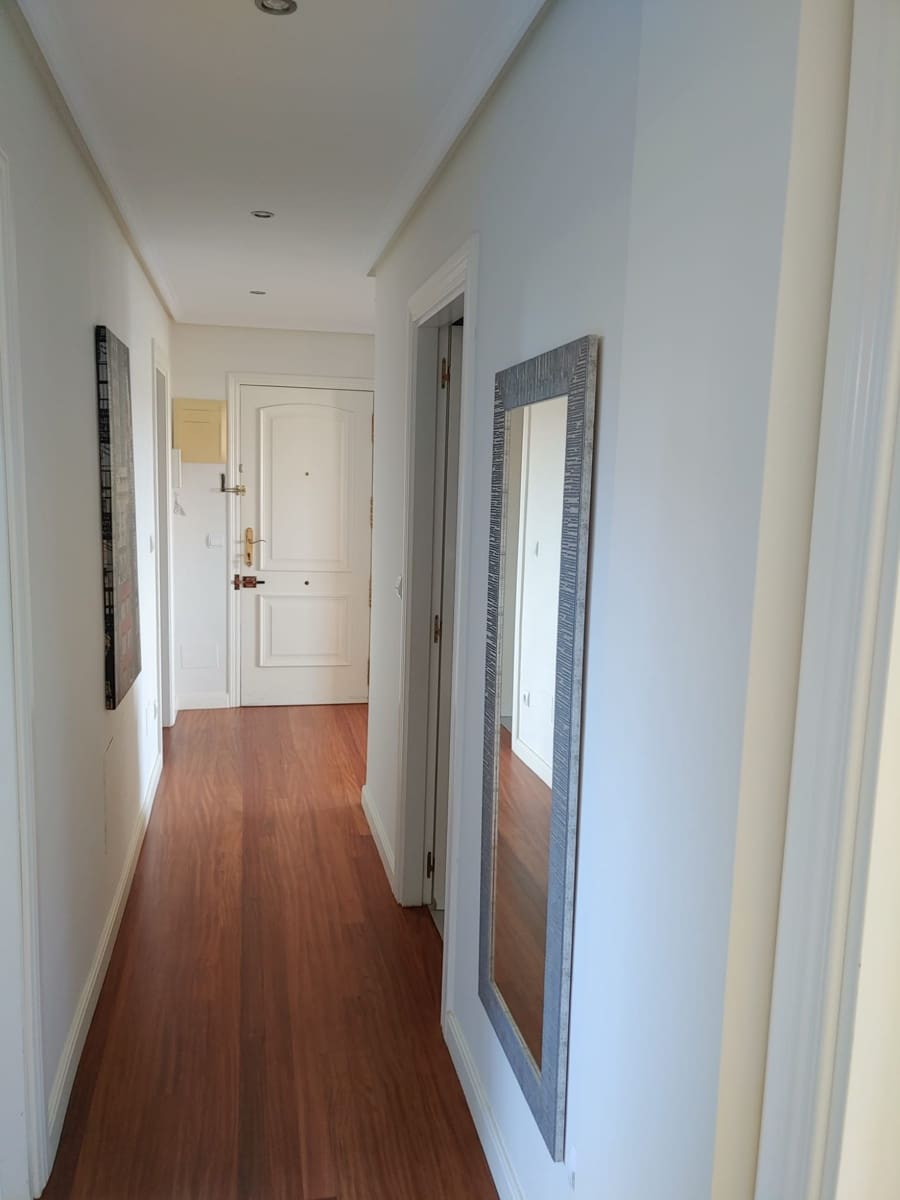 Piso de 3 habitaciones en Santander en alquiler con piscina garaje - 1.300 € (Ref: 9966281)