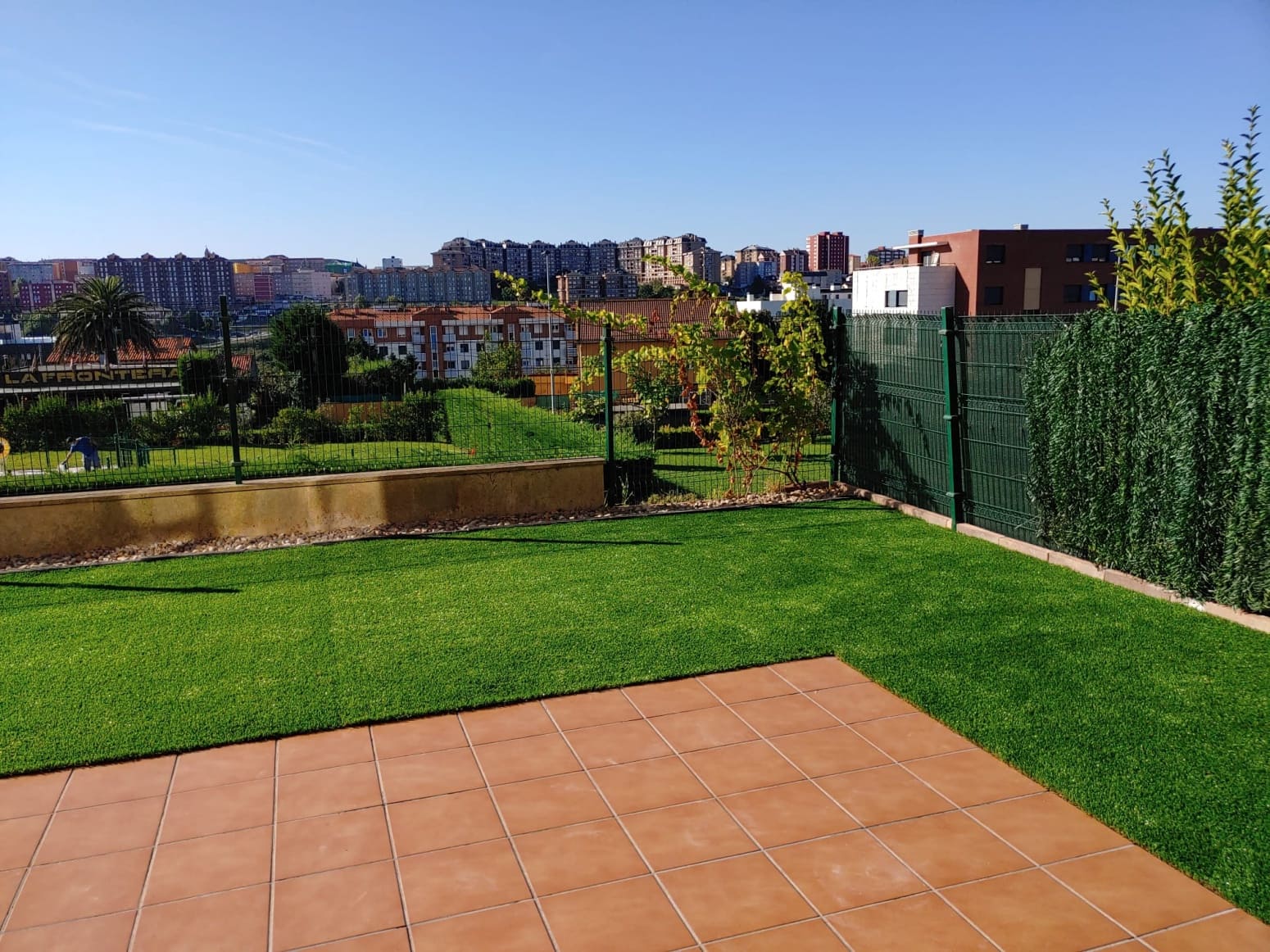 Piso de 3 habitaciones en Santander en alquiler con piscina garaje - 1.300 € (Ref: 9966281)