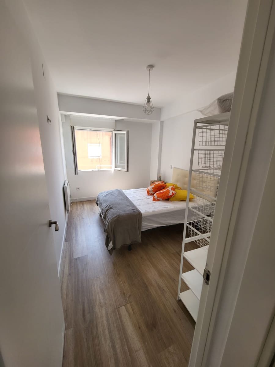 2 quarto Apartamento para arrendar em Santander com garagem - 850 € (Ref: 9966282)